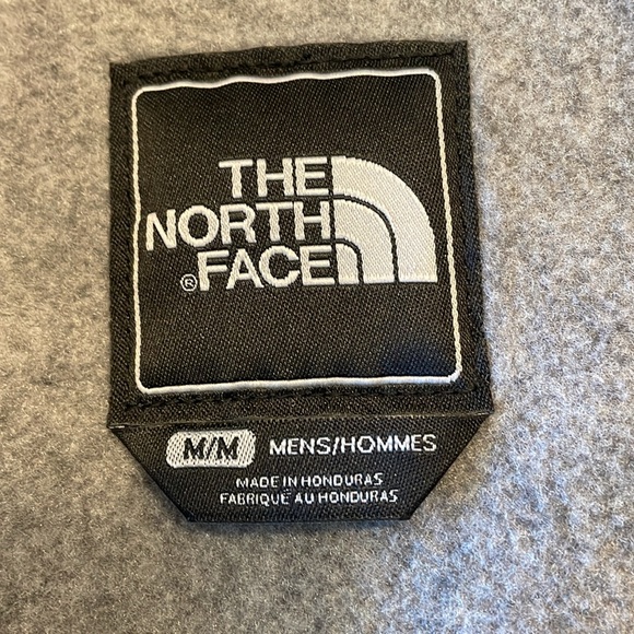 The North Face Polartec men’s fleece jacket. - Picture 3 of 3